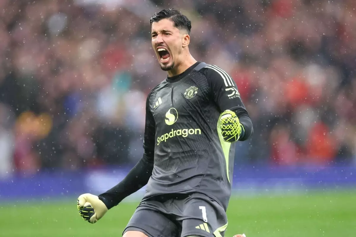 Altay Bayındır\'dan Beşiktaş için büyük fedakarlık