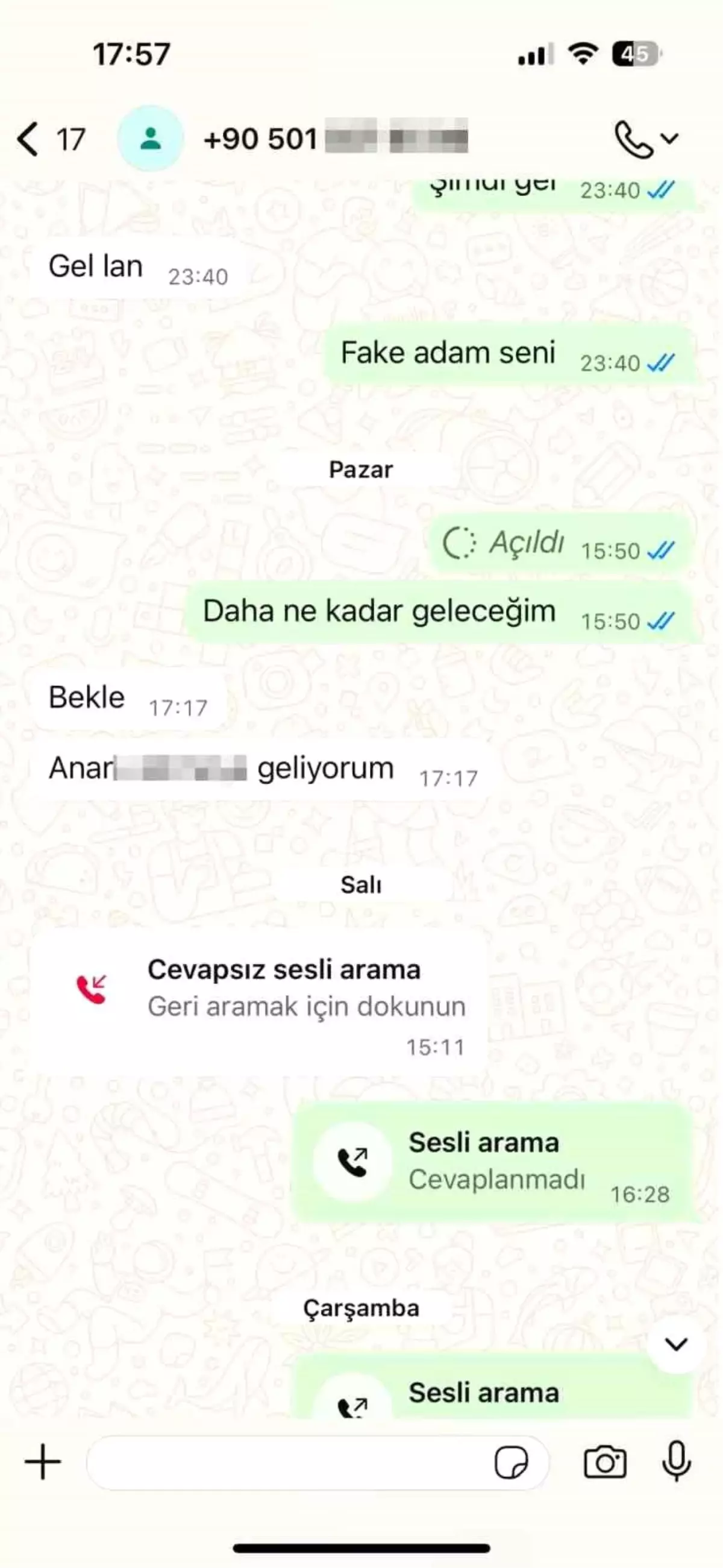 Bağcılar\'da Çocuğu Kurtarmaya Çalışan Genç Bıçaklandı