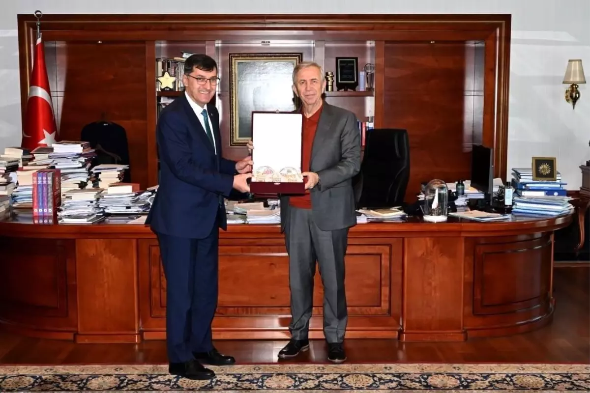 Başkan Kahveci, Mansur Yavaş ile ortak yatırım alanlarını ele aldı