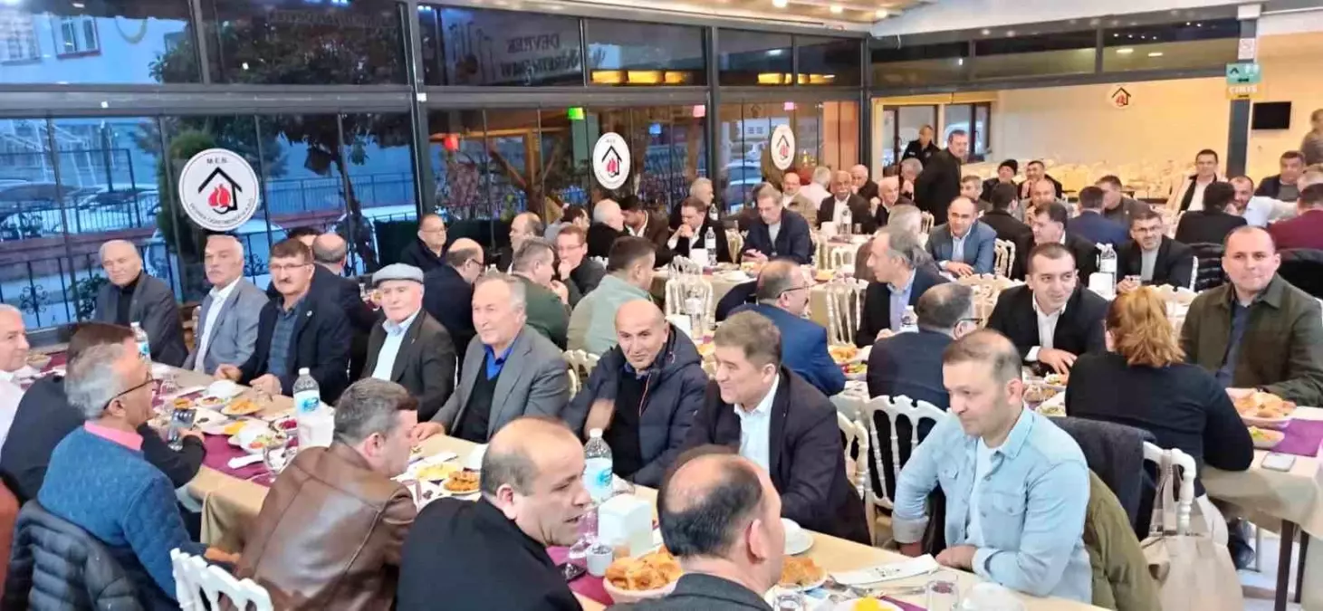 Devrekli muhtarlar iftar yemeğinde bir araya geldiler