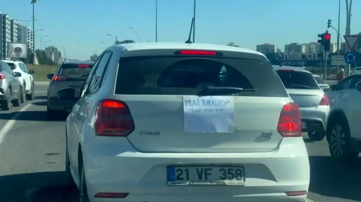 Kadın Sürücüden Dikkat Çekici Mesaj