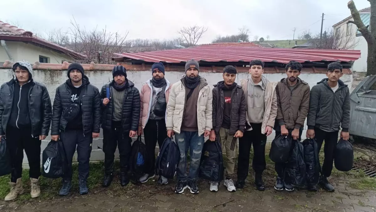 Edirne\'de 9 Kaçak Göçmen Yakalandı