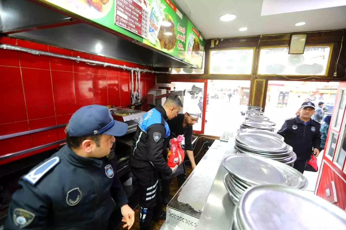 Gaziantep Büyükşehir Zabıta\'dan Ramazan\'da sıkı denetim