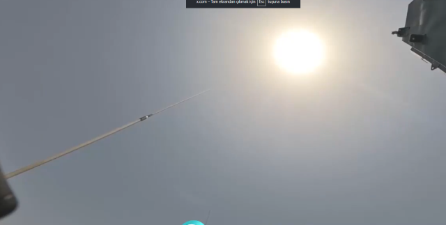 İran, hava savunma füzesi 'Seyyad 3-G' yi Hürmüz Boğazı'nda test etti İran, hava savunma füzesi 'Seyyad 3-G' yi Hürmüz Boğazı'nda test etti