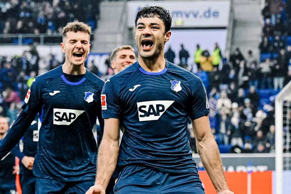 Ozan Kabak daha ne yapsın? Attığı gol fayda etmedi