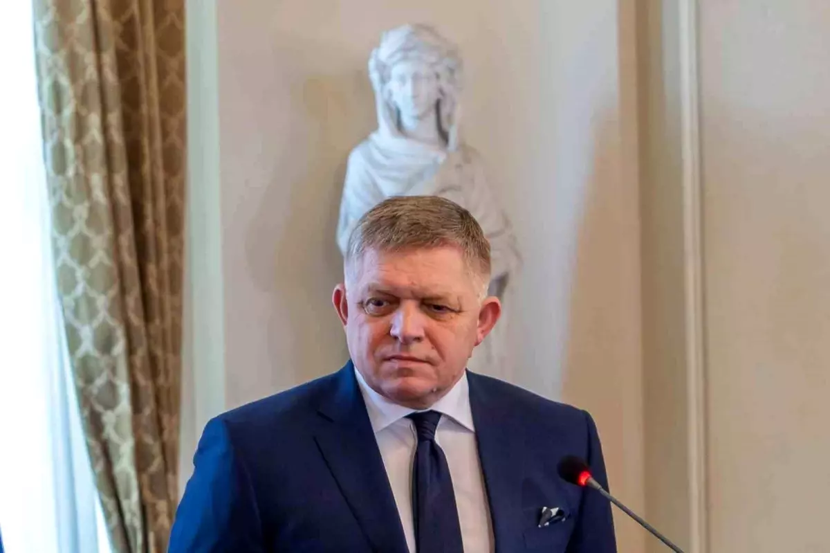 Fico\'dan Zelenskiy\'e Petrol Tehdidi