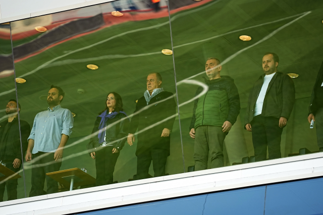 Süper Lig'de Fatih Terim sürprizi! Yakın dostu Levent Şahin'i ilk maçında yalnız bırakmadı