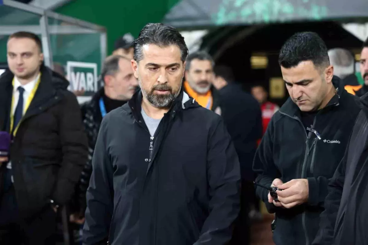 Konyaspor - Galatasaray: 20 Dakika Golsüz Geçti