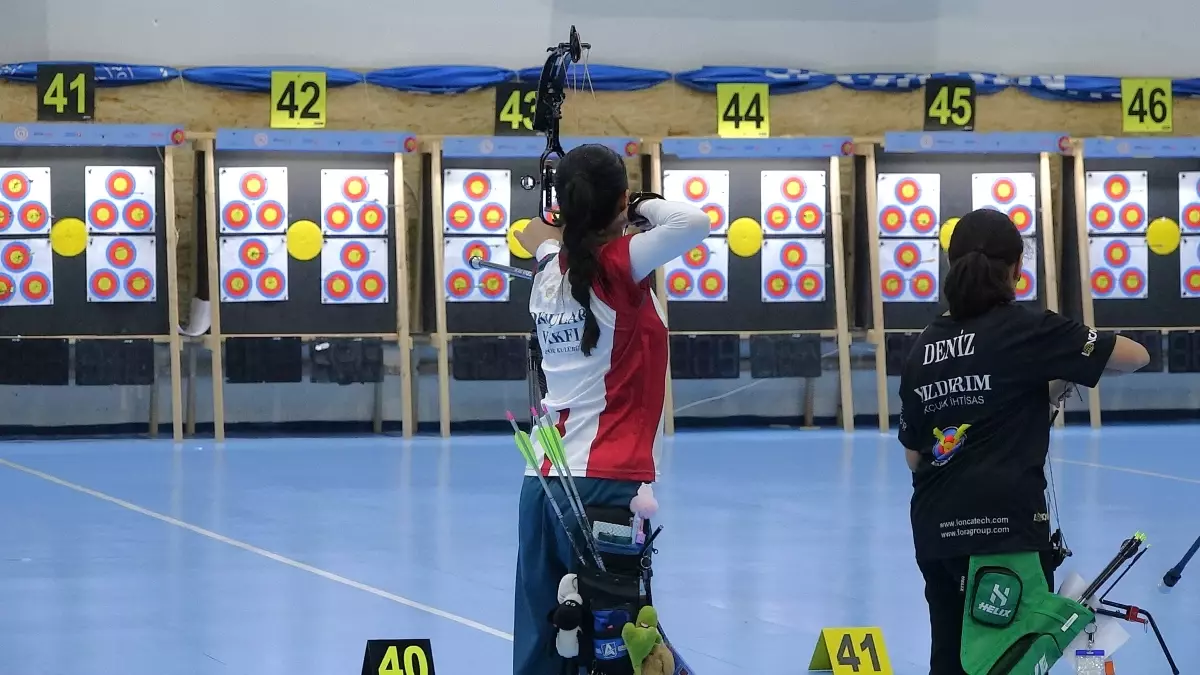 Samsun\'da Okçuluk U15 Finalleri Başladı