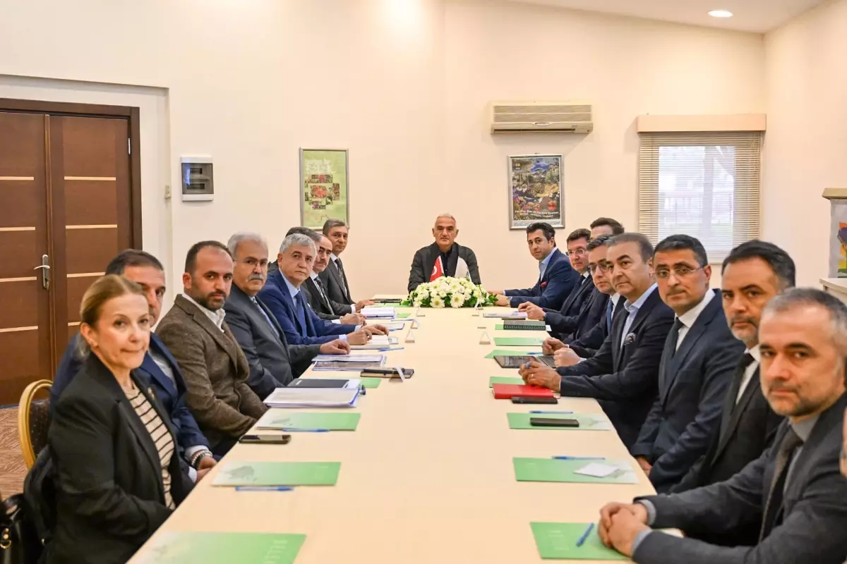 Belek\'te Çevre ve Turizm İçin Kritik Adımlar