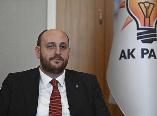 Cumhurbaşkanı Erdoğan'ın masasındaki son anket! Yardımcısı rakam verdi