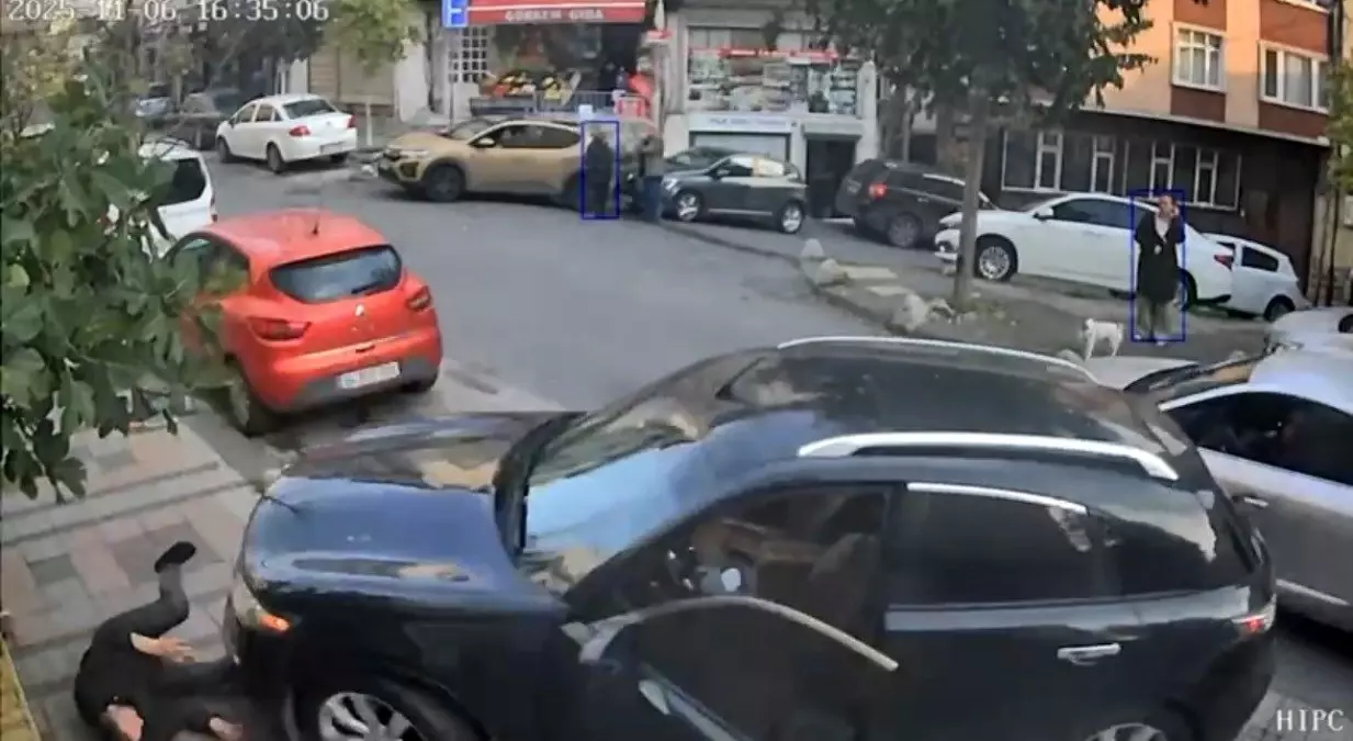 Kağıthane\'de Sürücüsüz Araç Kazası