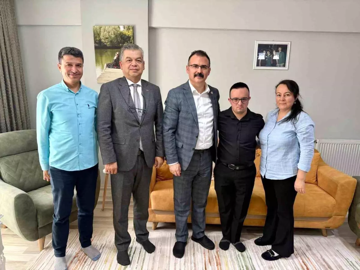 Kaymakam\'dan Öğrenci Ailelerine Ziyaret