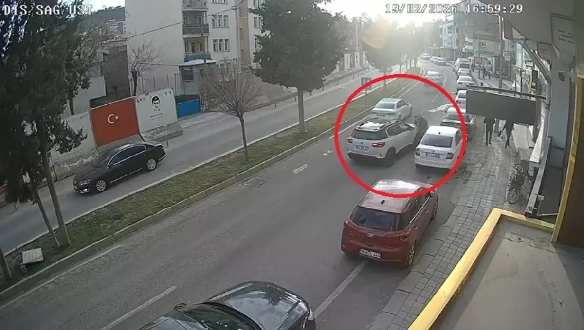 Mardin\'de cipin çarptığı öğretmen yaralandı