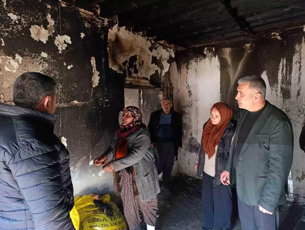 Niğde\'de yangın çıkan evde inceleme yapıldı