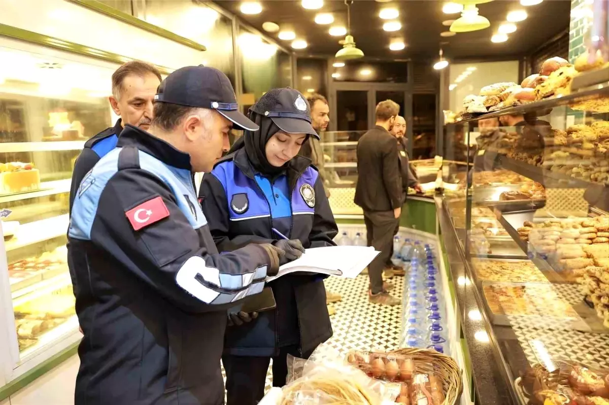 Sultanbeyli\'de fırınlara Ramazan denetimi: Eksik tespit edilen işletmelere ceza yağdı