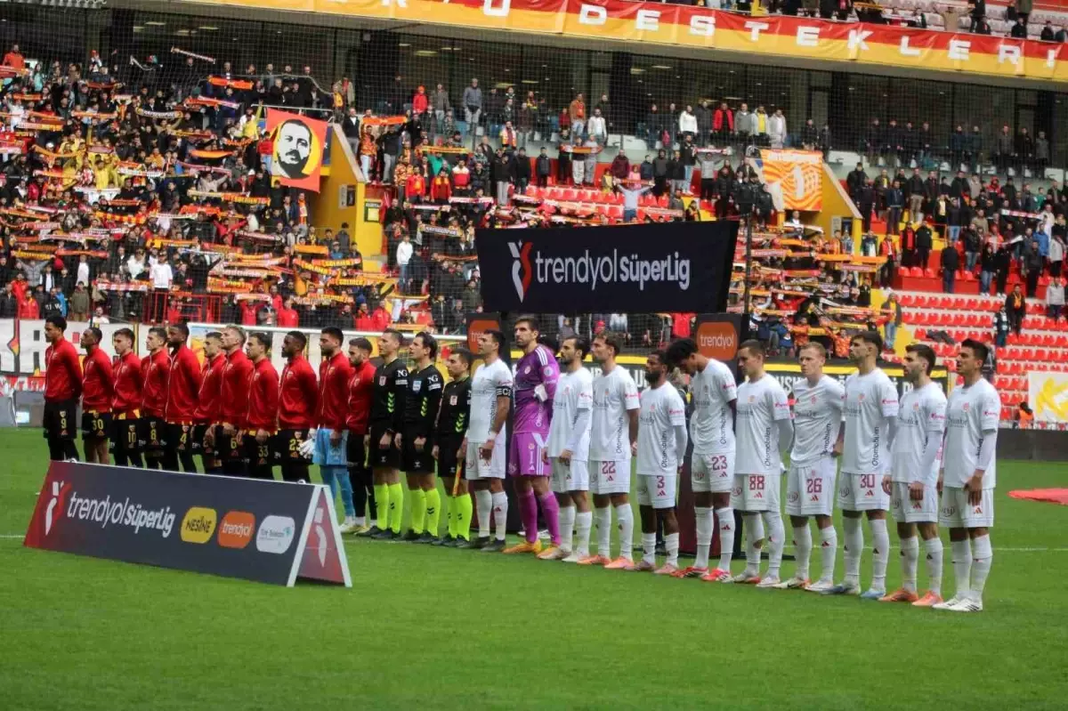 Kayserispor - Antalyaspor Maçı Eşit Başladı