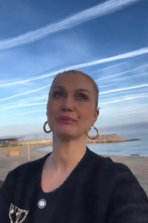 Tuğba Özay 'bulutlara' düşman oldu: Epstein adası ne ise bu gökyüzü de o