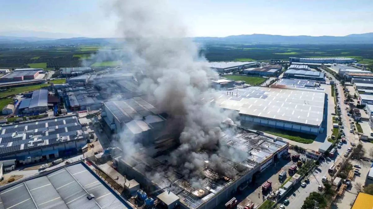 Akhisar Kaymakamı Can\'dan fabrika yangınına ilişkin açıklama