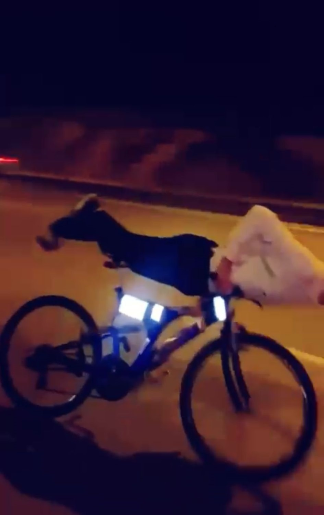 Barış, üzerine uzandığı bisiklet ile otomobile çarptı; hayatını kaybetti Barış, üzerine uzandığı bisiklet ile otomobile çarptı; hayatını kaybetti