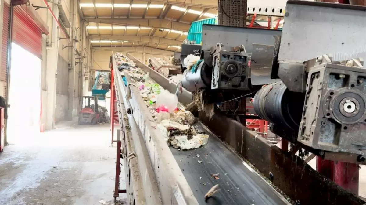 Çöpten elektrik üretiliyor