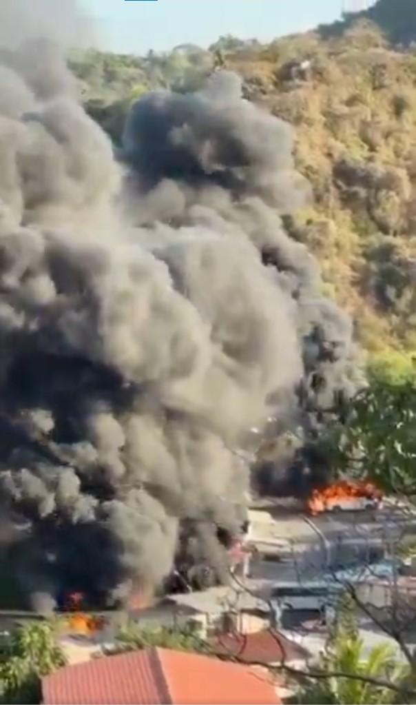 Cüneyt Özdemir, Meksika'da mahsur: Kartel sokağa çıkanları öldürmekle tehdit ediyor Cüneyt Özdemir, Meksika'da mahsur: Kartel sokağa çıkanları öldürmekle tehdit ediyor