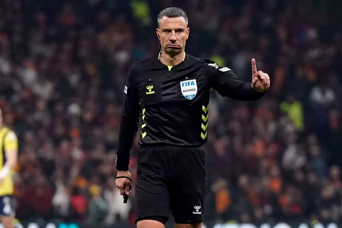 Galatasaray\'dan TFF\'ye yabancı hakem talebi