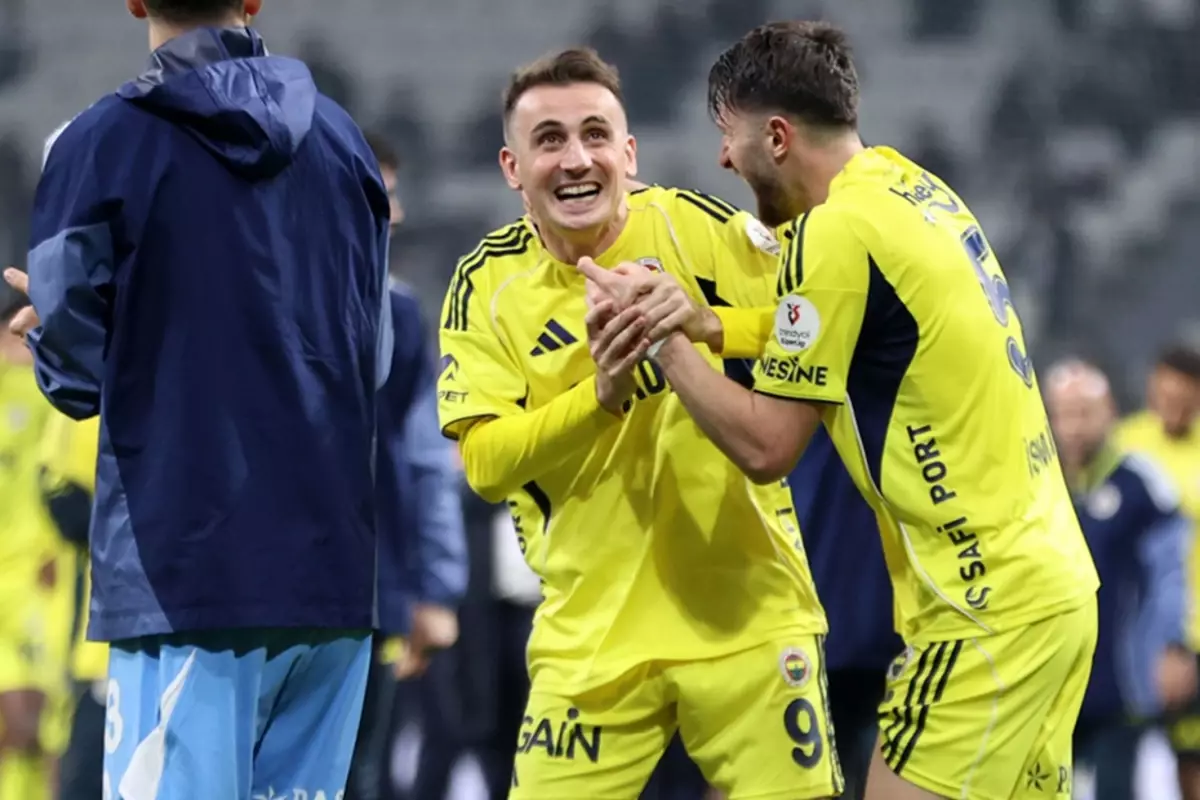 Galatasaray\'ın yenilgisi sonrası Fenerbahçeli futbolcuların mesajlaşma grubunda büyük coşku