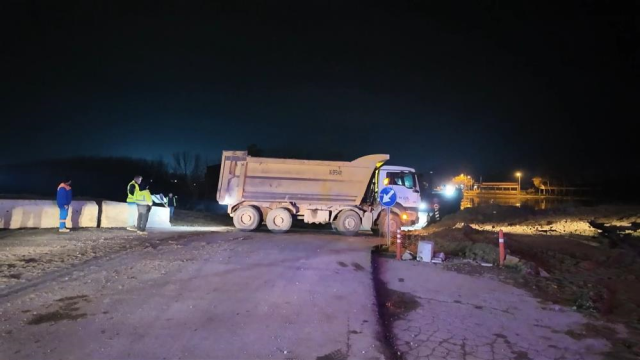 İlk kez bu seviyeler görüldü! Edirne'de kırmızı alarm, köprüler kapatıldı