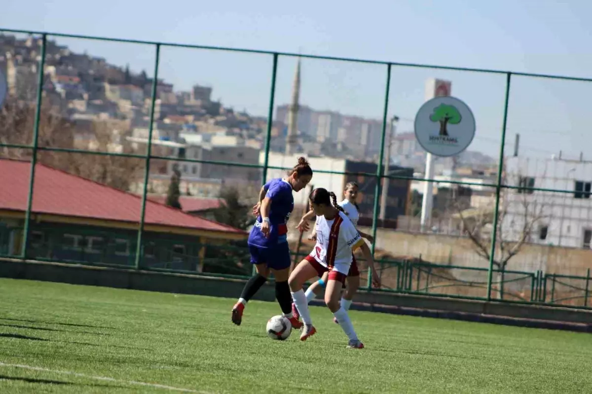 Kayseri Kadın FK, Gaziantep Asyaspor\'u 10-1 Yendi