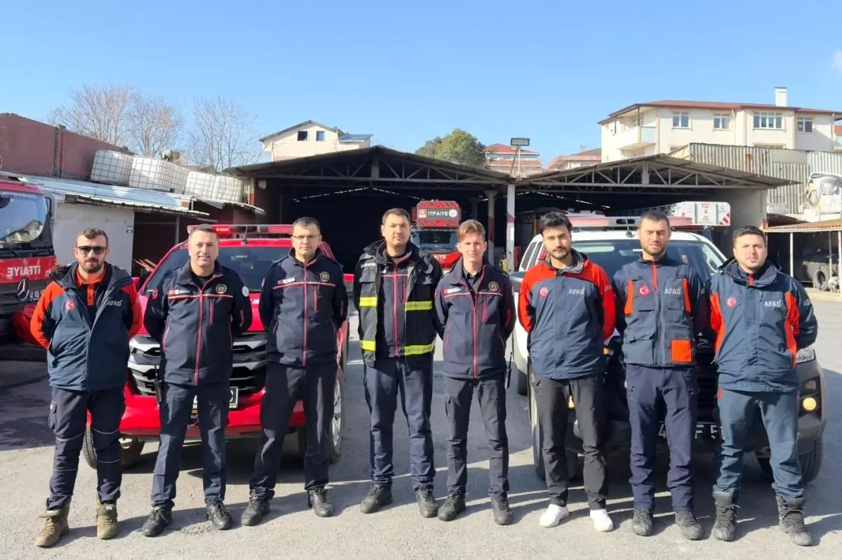 Kocaeli Büyükşehir İtfaiyesi, taşkın riskine karşı Edirne\'de