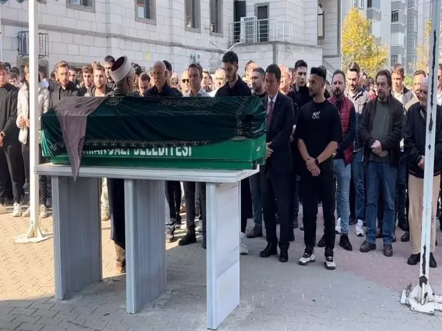 Diş hekimi eşinin sokak ortasında böyle katletti, savunmasında hakimi suçladı