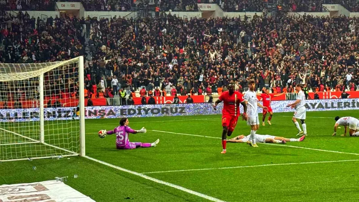 Amed Sportif, Vanspor\'u Son Dakikada Geçti