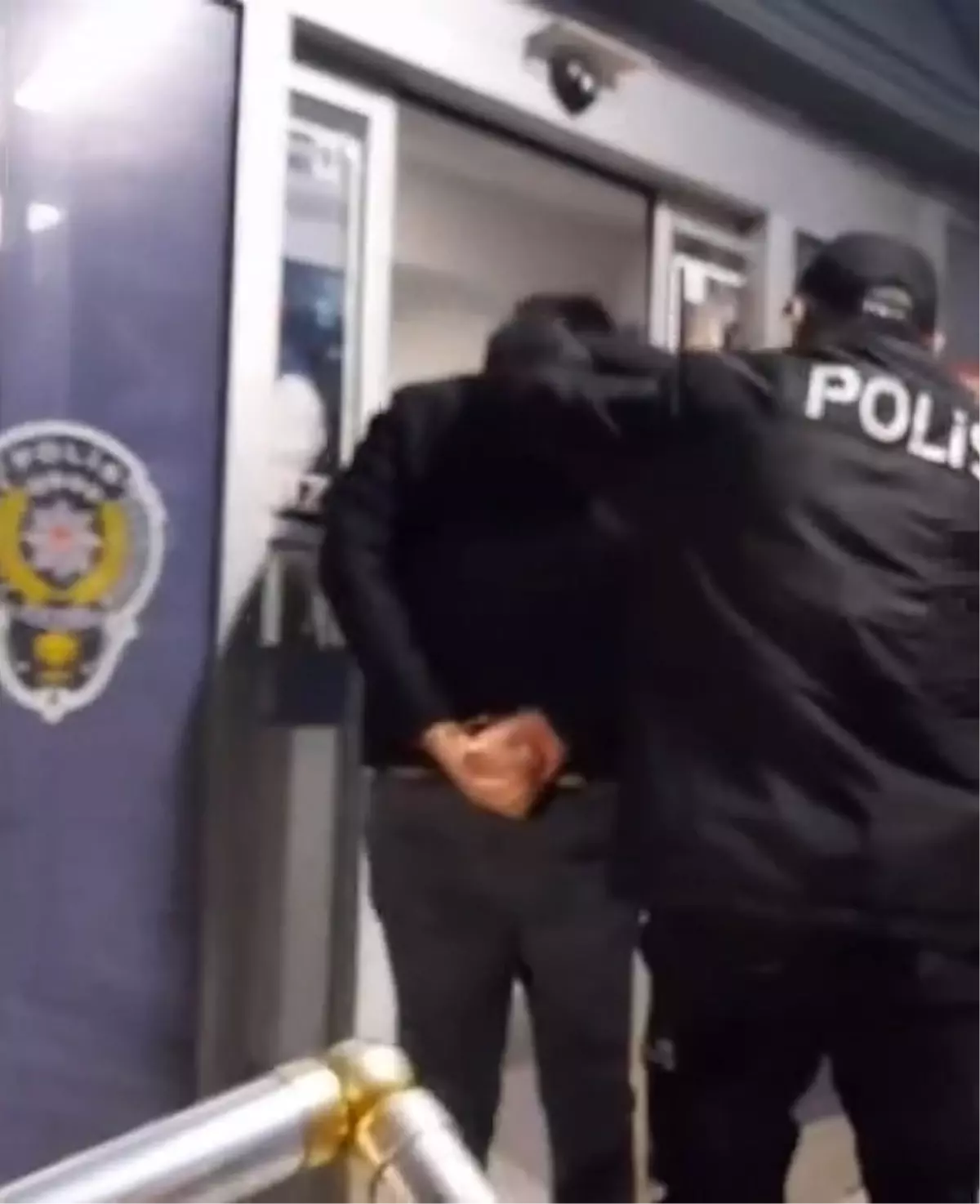 Tuzla\'da Trafik Kavgası: Çekici Şoförü Gözaltına Alındı