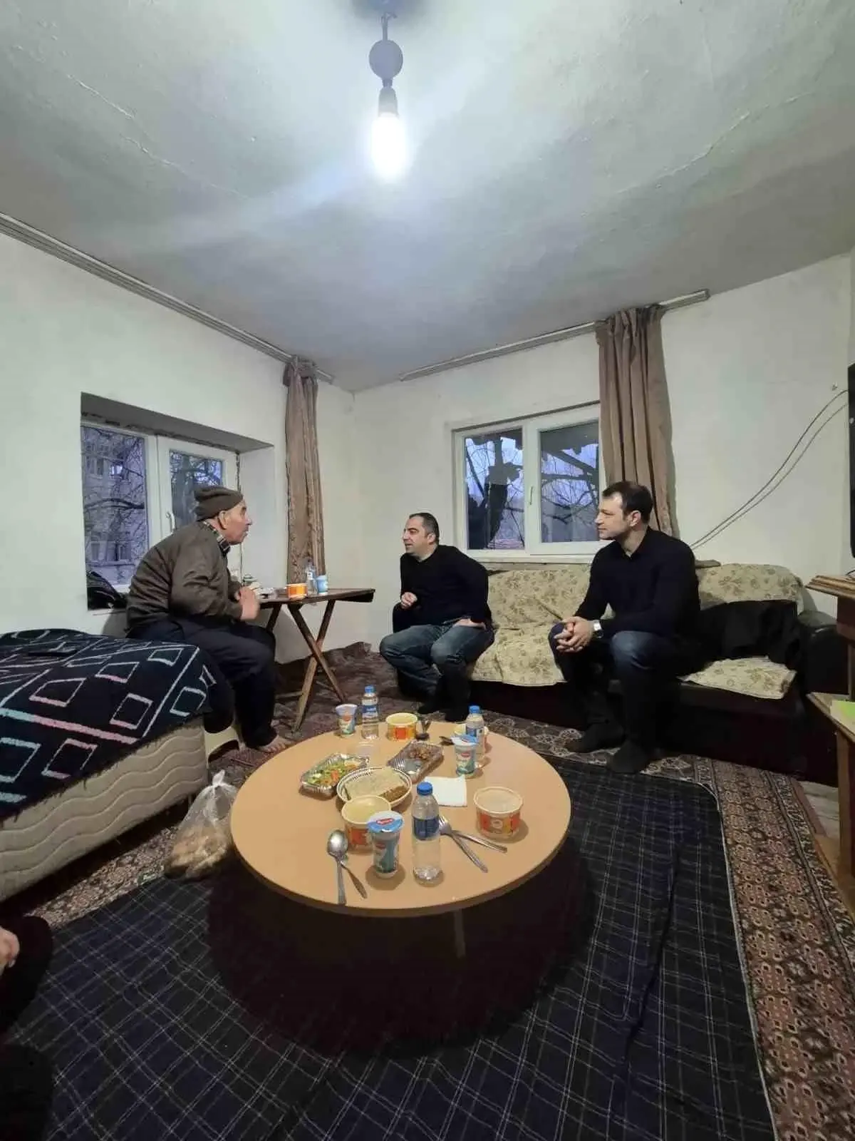 Kaymakam Uçar, Ramazan Sofrasında Vatandaşla Bir Araya Geldi