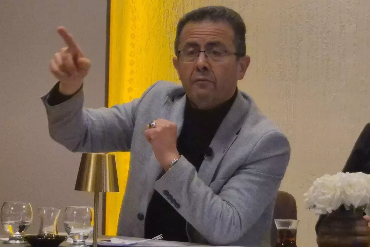 11 kırmızı kartın çıktığı olaylı maç sonrası \'\'yapı\'\' iddiası: Messi ve Ronaldo\'yu da getirsek başarılı olamaz