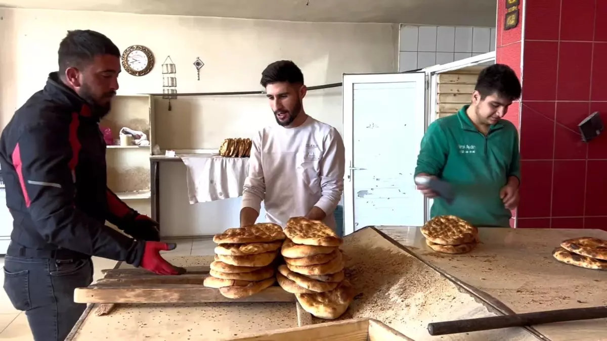 Adilcevaz\'da Fırınlardan Ramazan Desteği