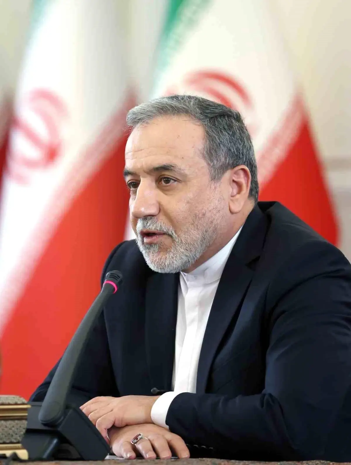 İran ABD ile Tarihi Müzakere Fırsatı