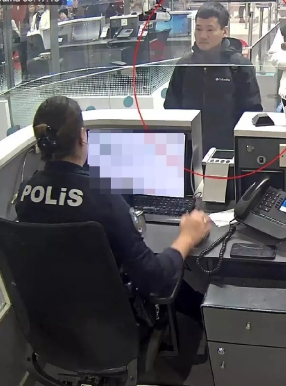 Arnavutköy\'de Çinli iş adamını öldürenlerin havalimanından kaçış anları kamerada