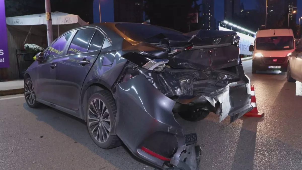 Ataşehir\'de Zincirleme Kaza