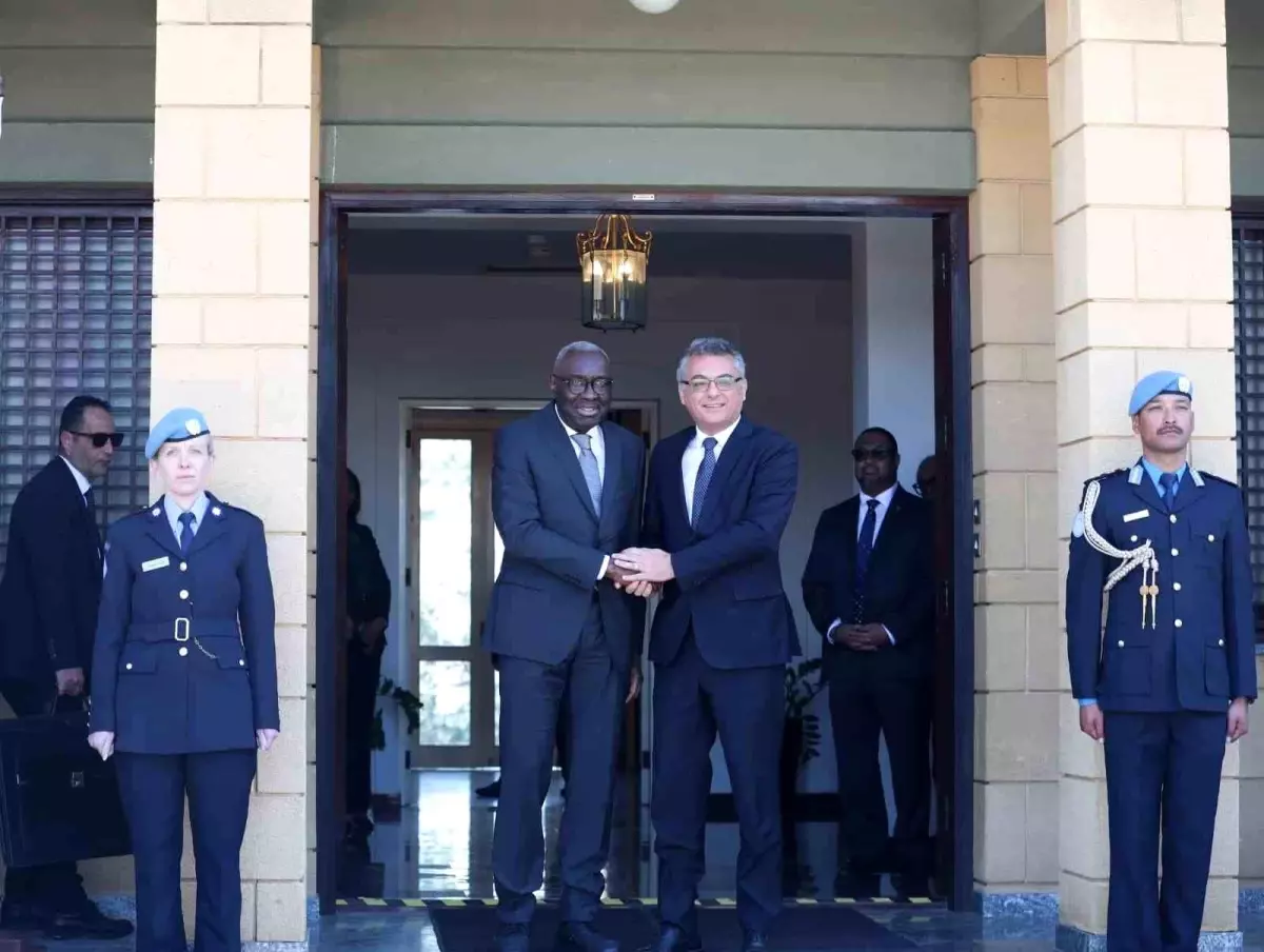 KKTC ve GKRY Liderleri İlk Baş Başa Görüştü