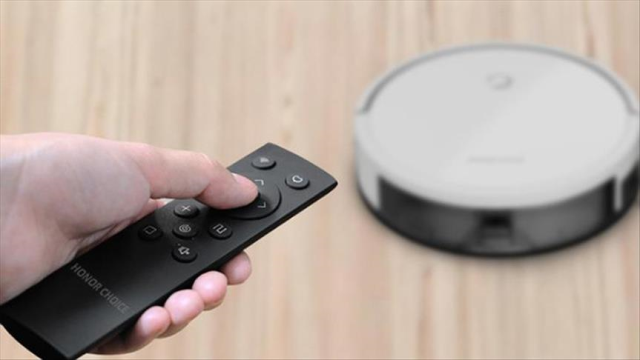 Robot süpürgesini oyun kumandasına bağlamak isteyen kişi, yanlışlıkla binlerce cihaza erişim sağladı