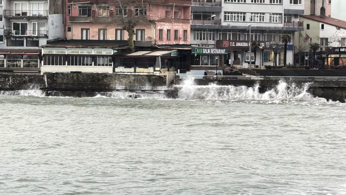 Amasra\'da Kuvvetli Rüzgar Uyarısı