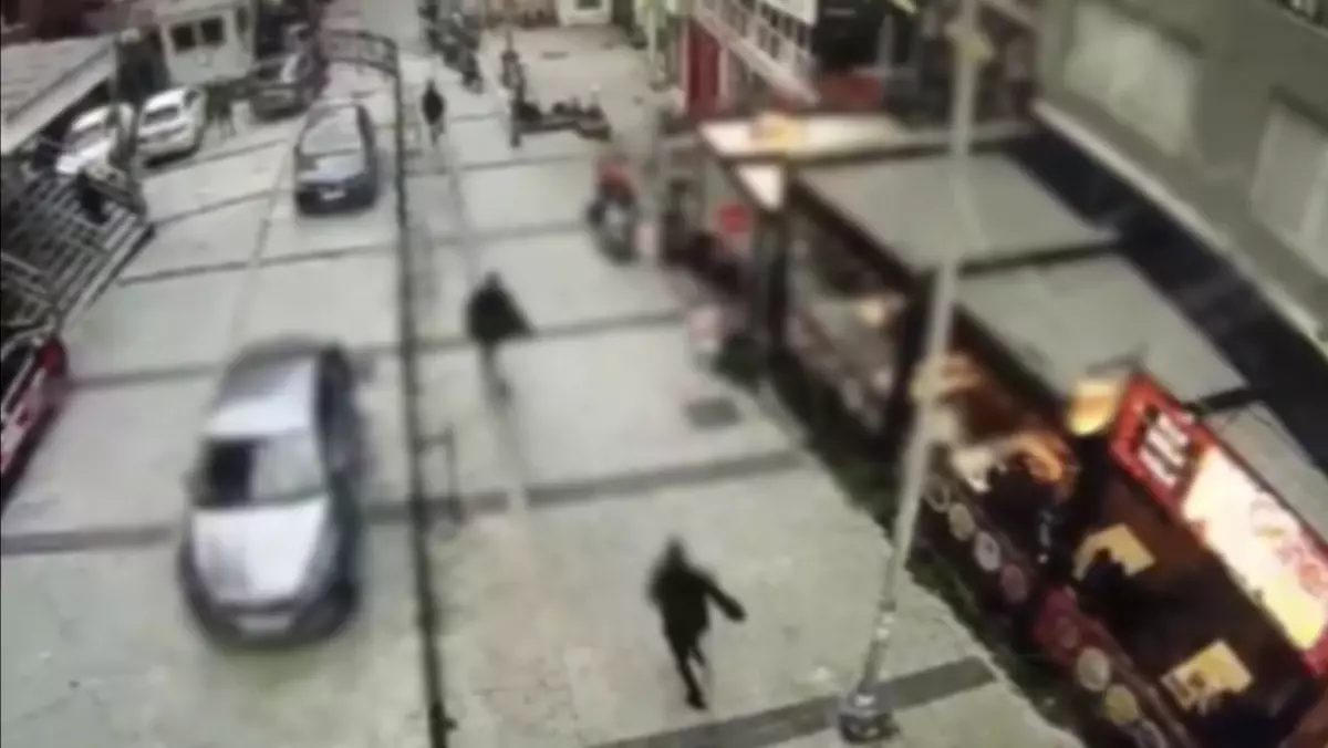 Yapay Zeka ile Sahte Kimlik Skandalı