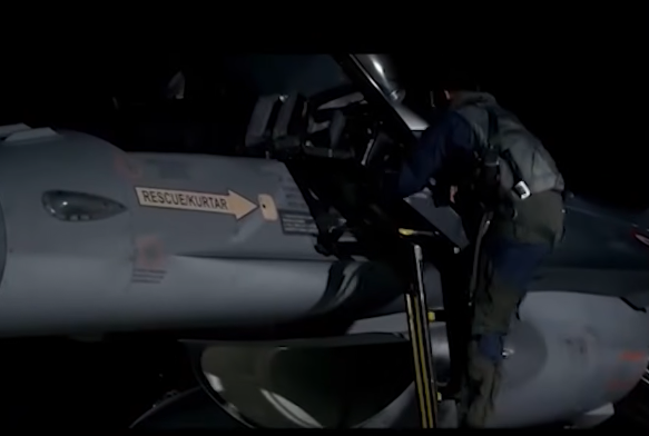 Balıkesir'de F-16 düştü, şehit pilottan geriye bu görüntü kaldı