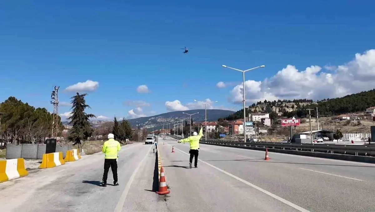 Burdur\'da Helikopterle Trafik Denetimi
