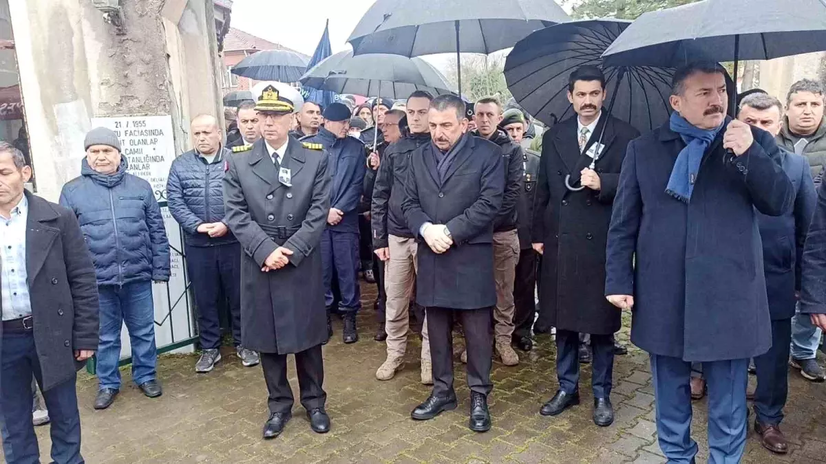 Devrekli Kıbrıs Gazisi son yolculuğuna dualarla uğurlandı