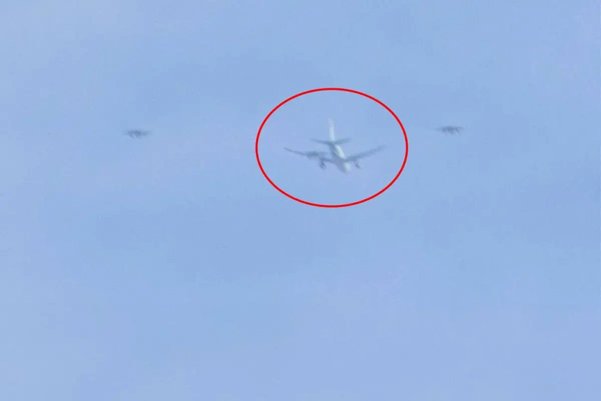 Korkulan oluyor! Hayalet uçaklar bakın hangi ülkede görüntülendi