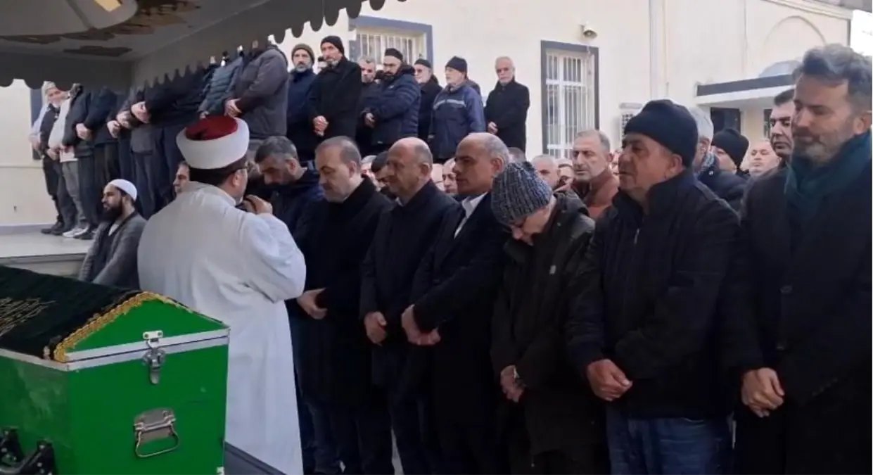 Fikri Işık\'ın Kuzeni Kalp Krizinden Hayatını Kaybetti