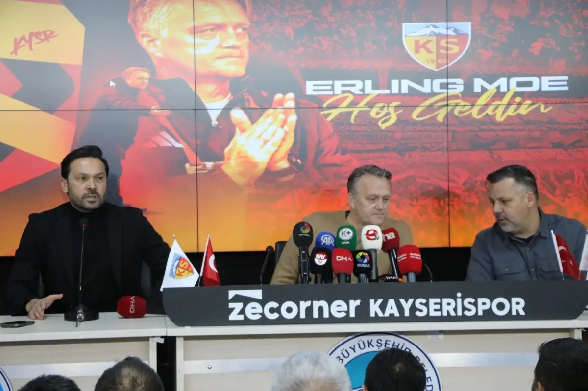 Kayserispor\'da Erling Moe Dönemi Başladı